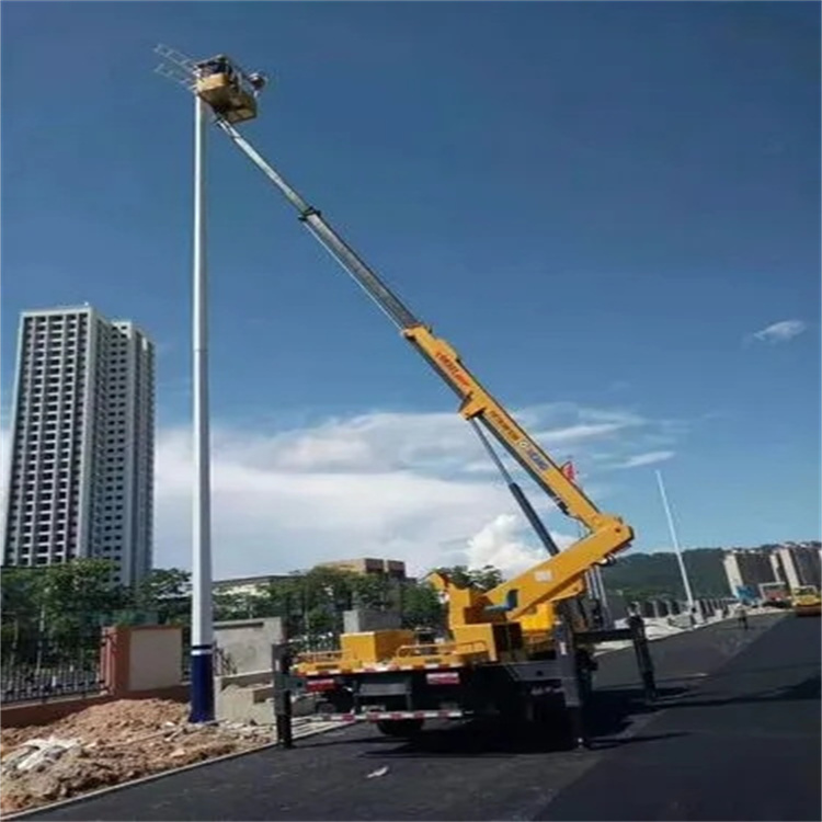 威县县维修路灯的曲臂升降车出租